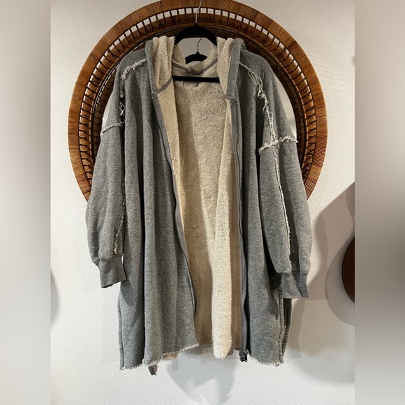 Free Spirit Zip Up - Picture 3 of 8